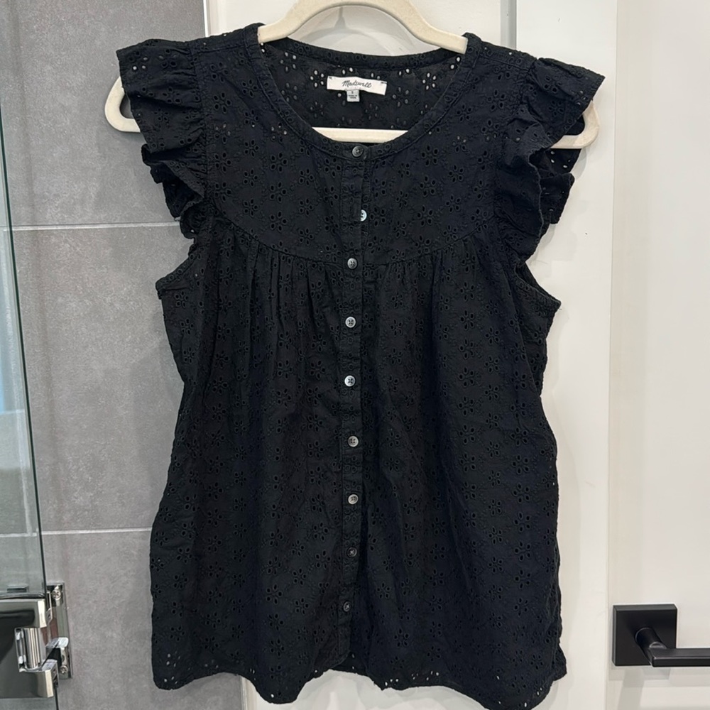 Madewell black top